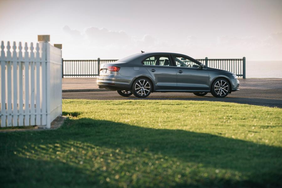  Volkswagen Jetta 2015 года  (AU) (фото 6 из 27)